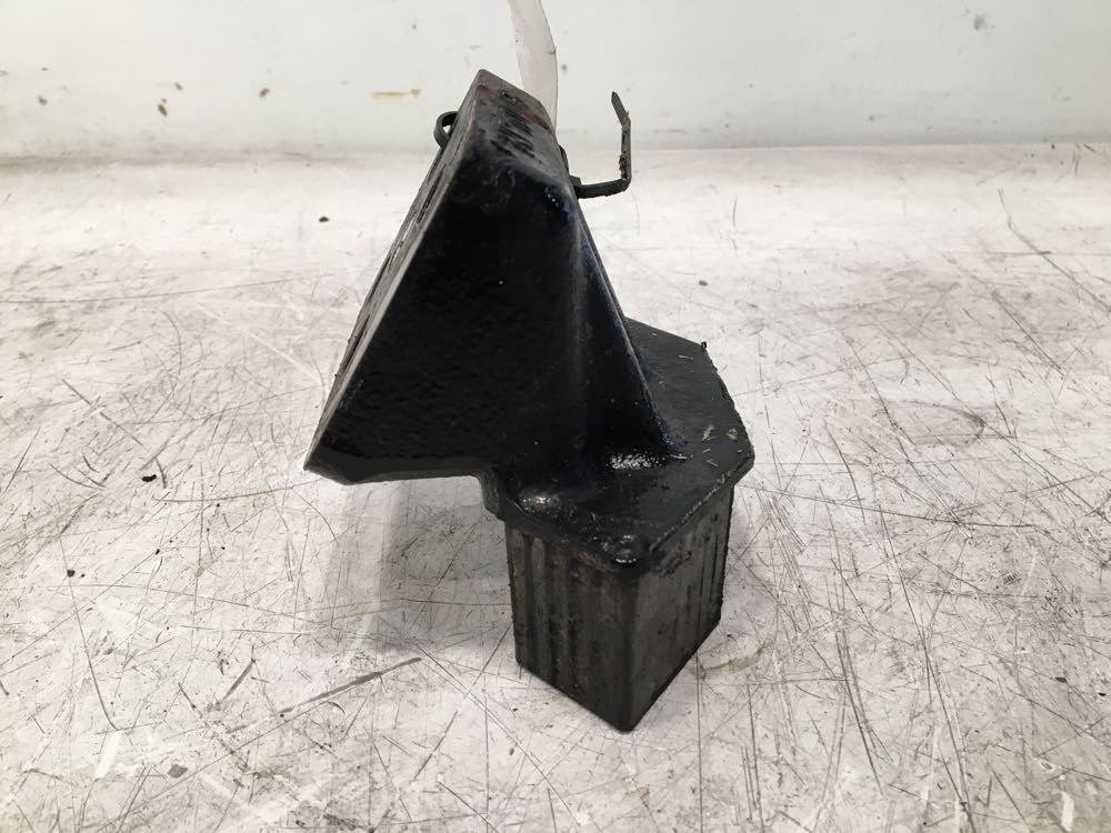 2015 Paccar MX13 Engine Mount (548-11420)