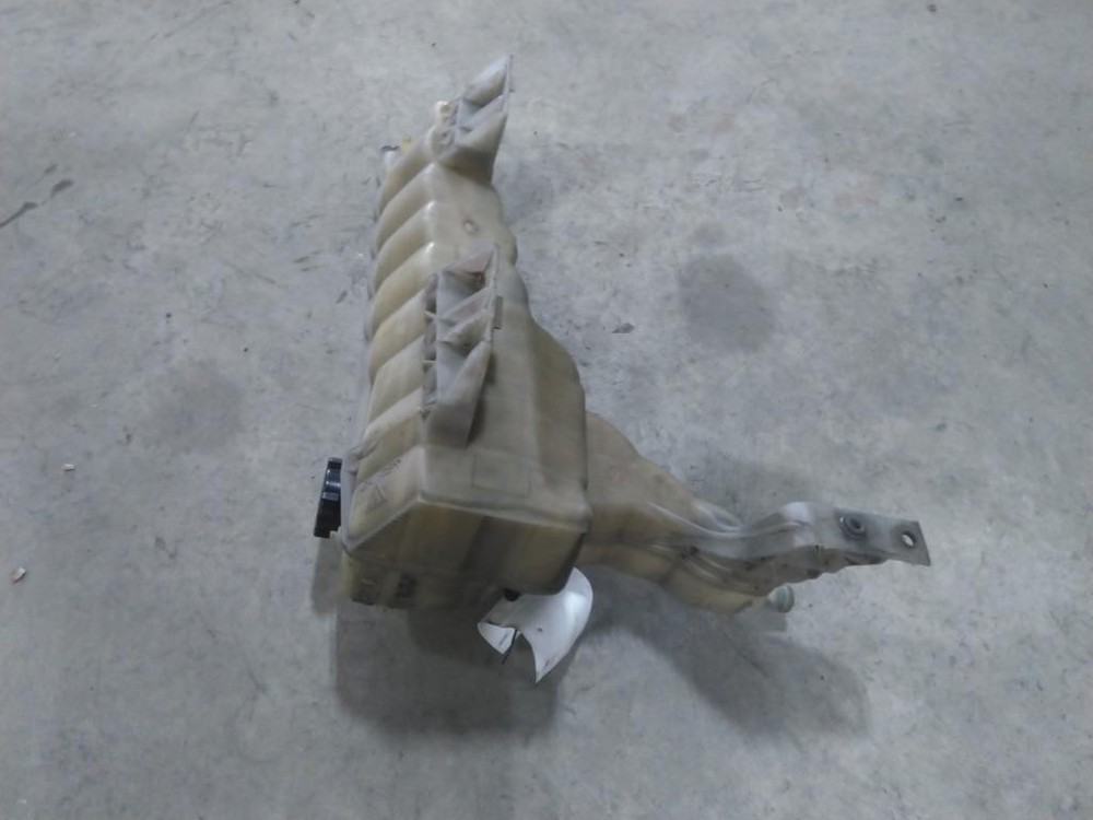 For 2017 PETERBILT 579 RADIATOR OVERFLOW TANK , MD