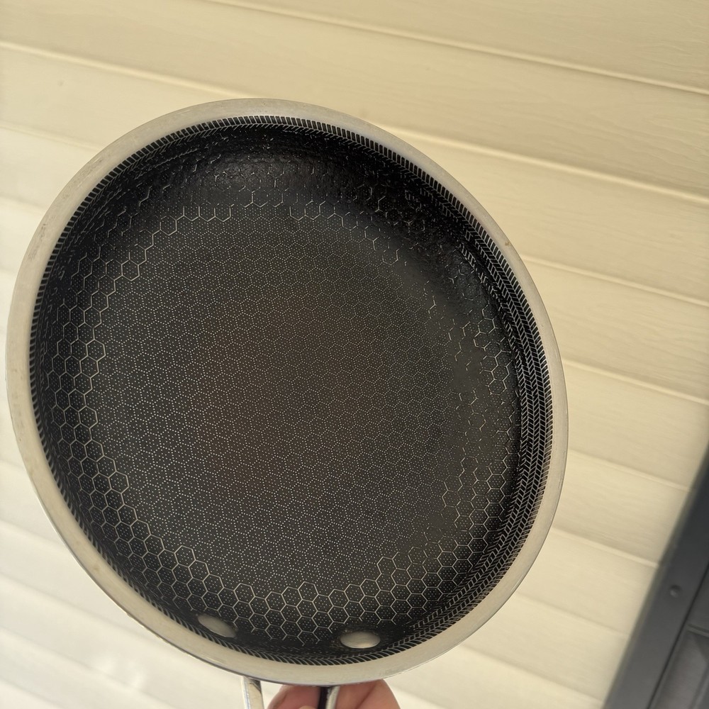 Hexclad Hybrid Cookware 5 Piece Set Preowned Great Condition