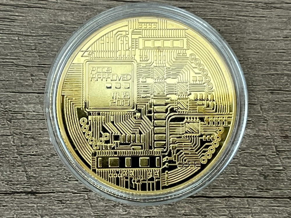 Physical Bitcoin with Gold Luster In Protective Case