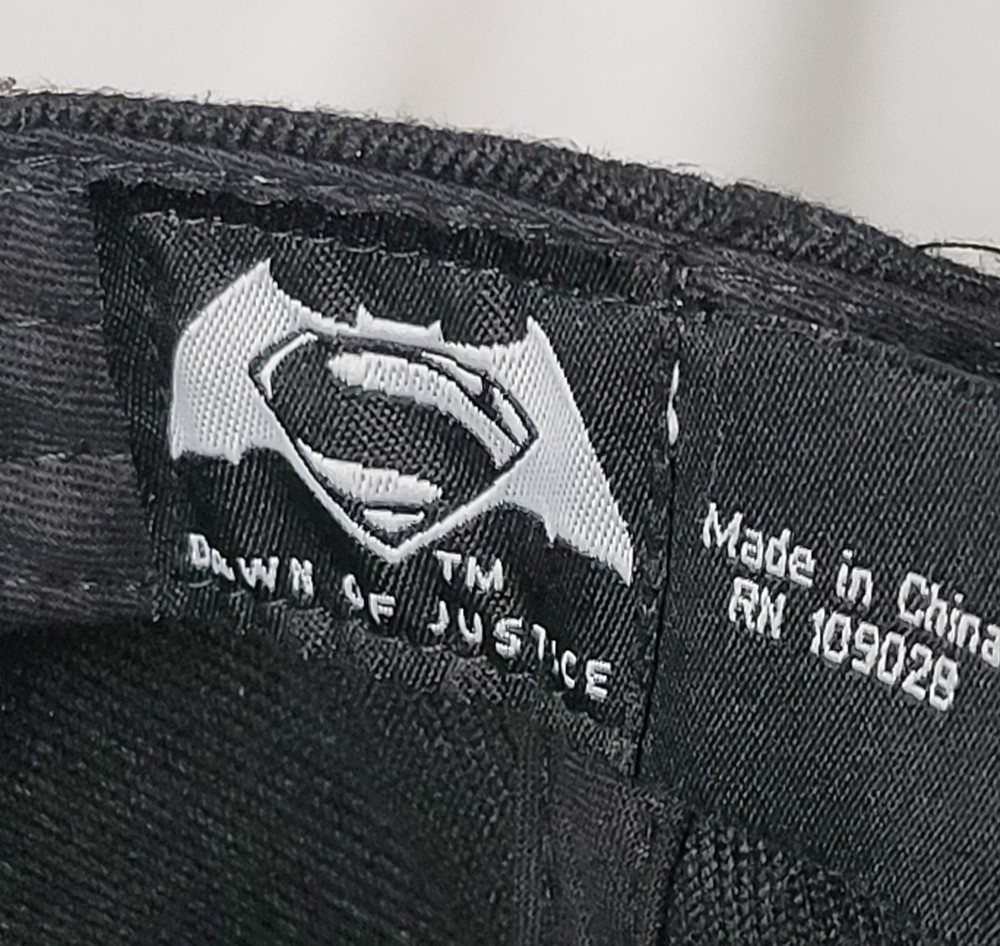 DC Comics Superman Vs Batman Dawn Of Justice Hat