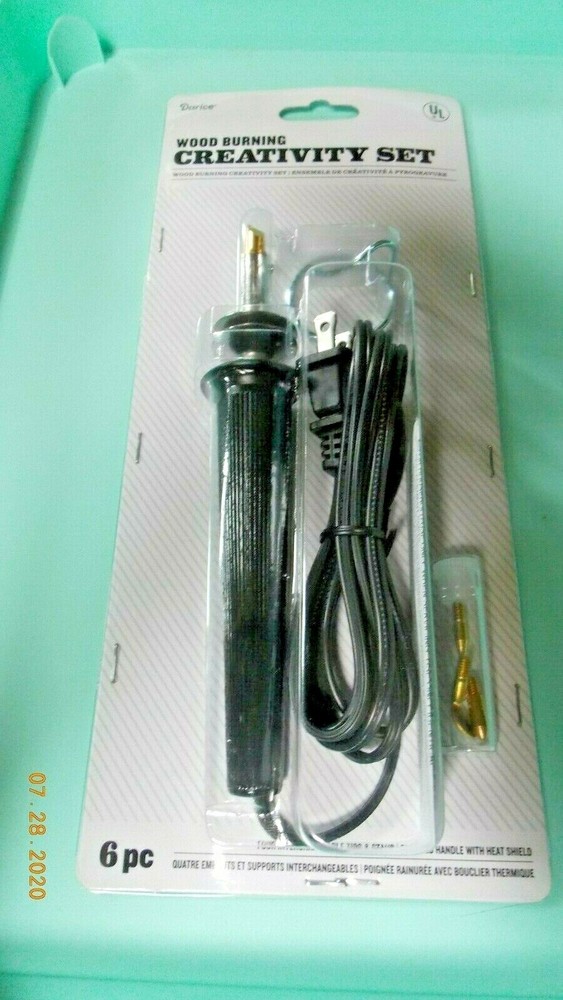 Darice Woodburning Kit with 4 interchangeable tips.