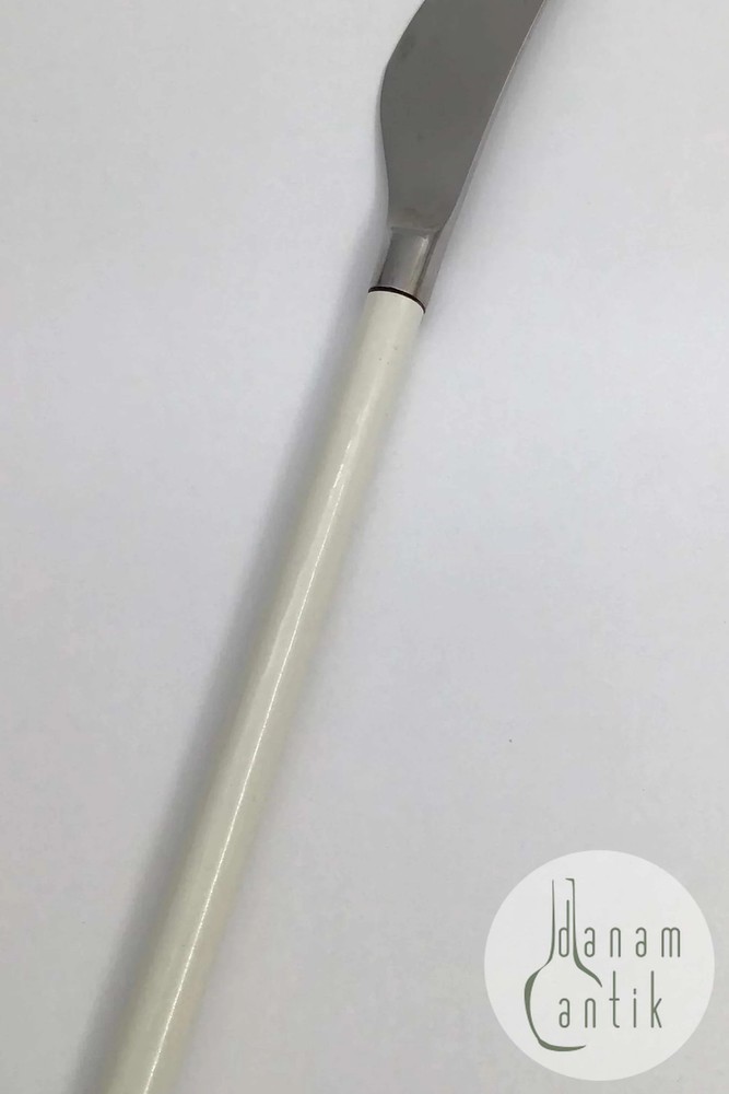 Hans Hansen Amalie Dining Knife with White Enamel Handle