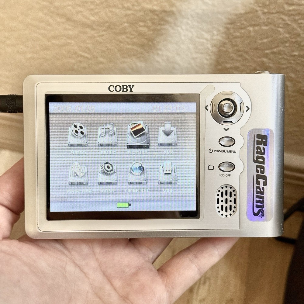 COBY PMP3520 Digital Video Recorder Multimedia Player AV RCA INPUT 20GB *READ*