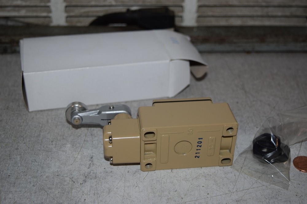 Relay & Control RCL-301 Oil Tight Limit Switch