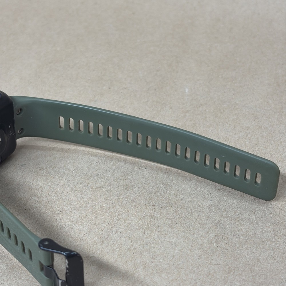 Garmin Forerunner 35 GPS Smartwatch Activity Tracker Green Untested No Charger