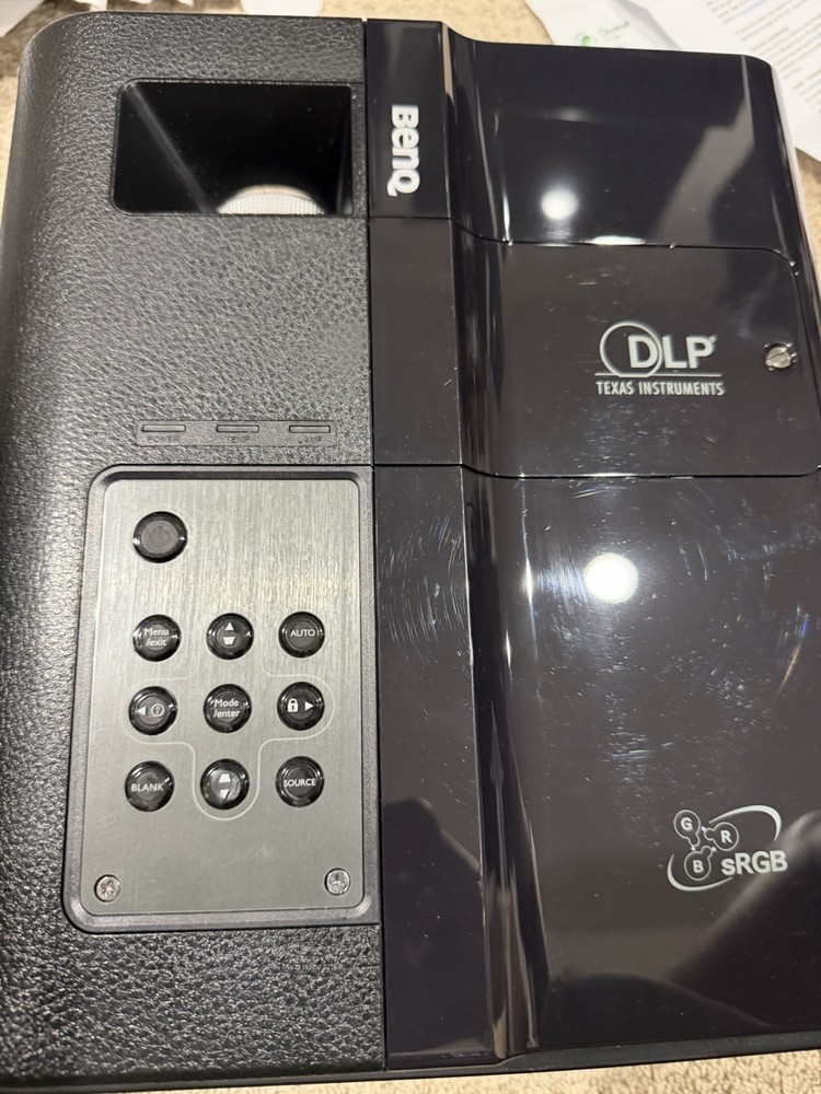 BenQ MP723 DLP Projector Bundle, With Case & Accessories