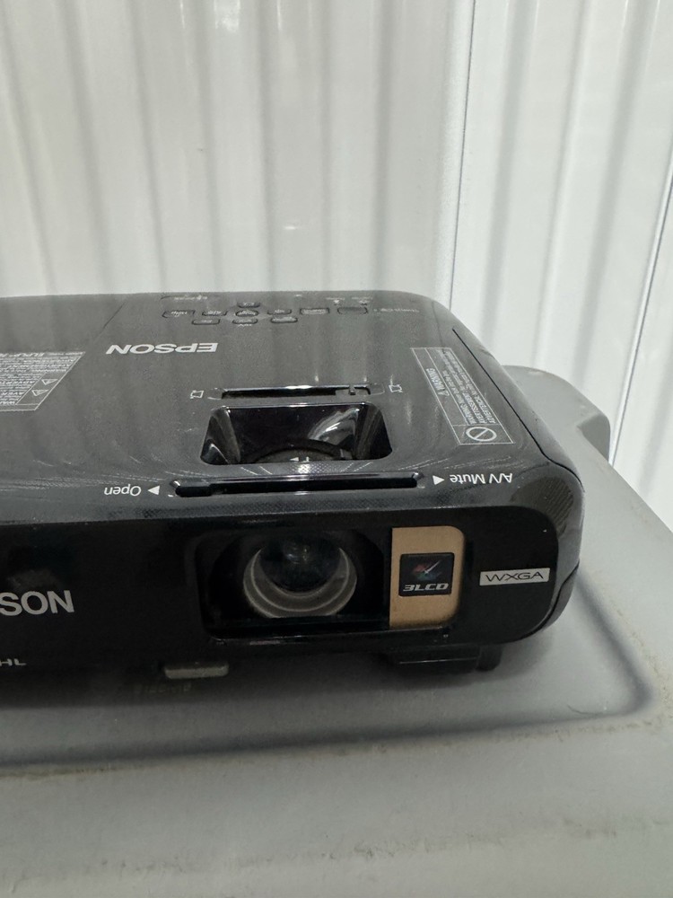 Epson LCD Projector EX7235 H654A Untested SKU:C