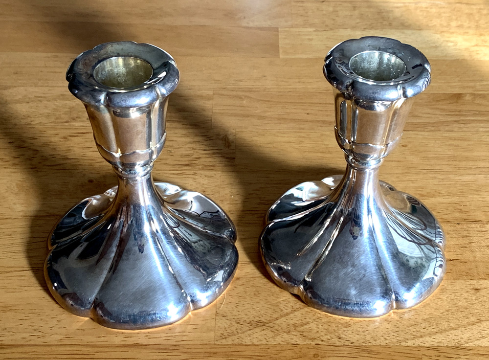 Gorham "Melon Bud" pattern silverplate candlestick set - 4 3/4" tall/4" wide