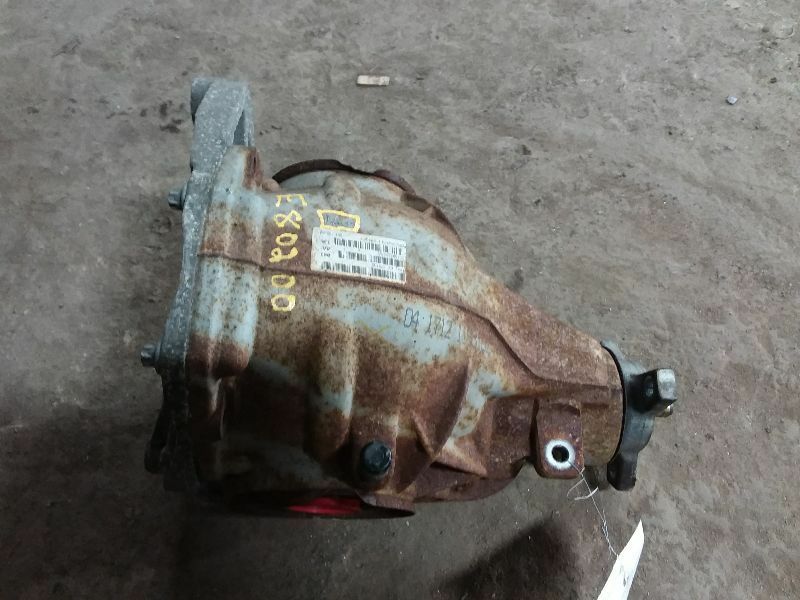 2010 - 2014 Dodge Challenger Differential Carrier Assembly OEM
