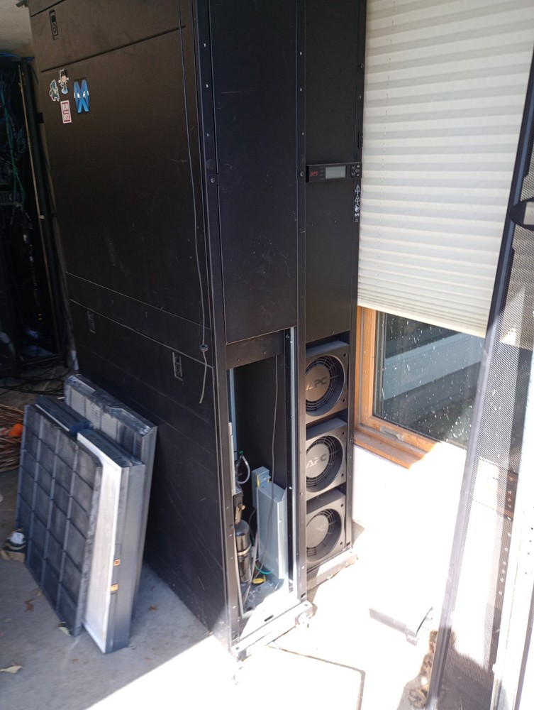 apc in row air conditioner