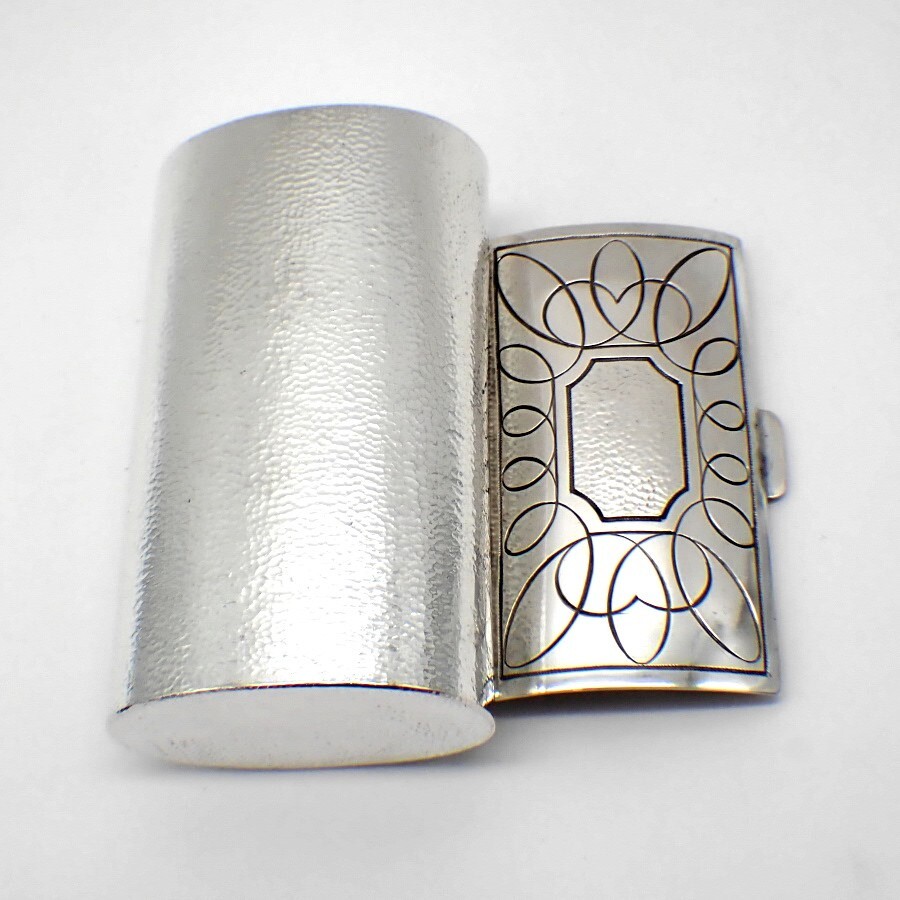 Hammered Oval Snuff Box German 835 Silver