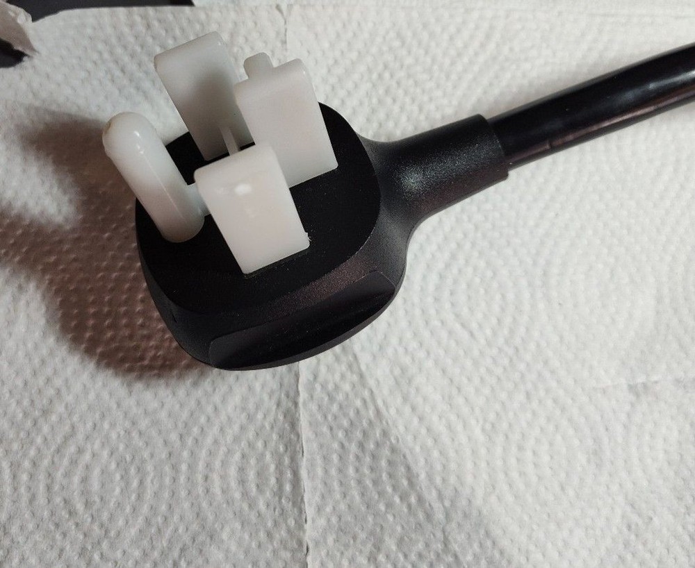 TESLA NEMA 5-15 Adapter