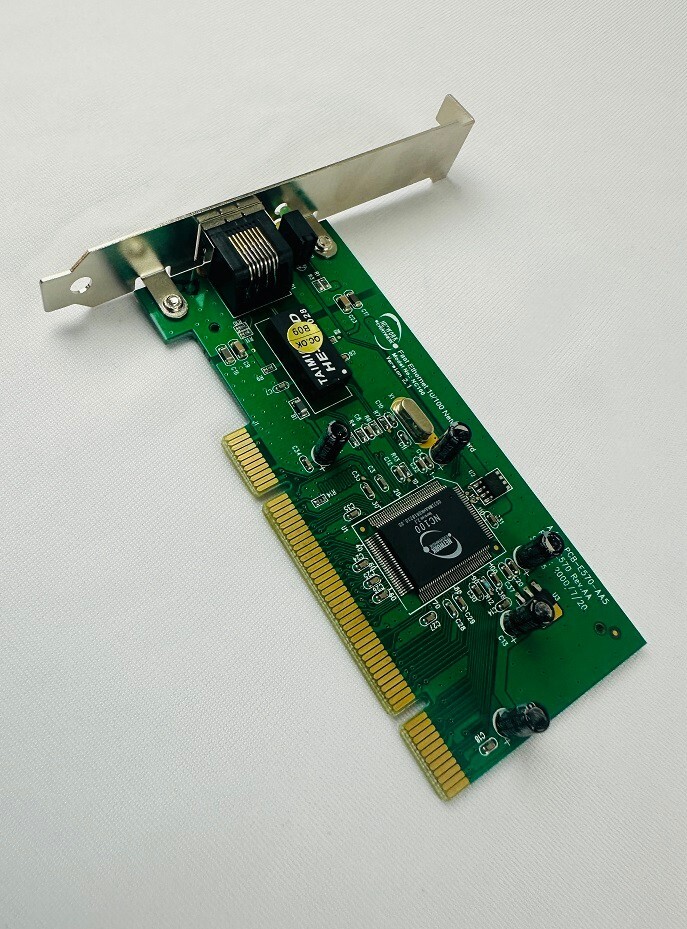 Network Everywhere PCB-E570-AA Fast Ethernet 10/100 Network Card