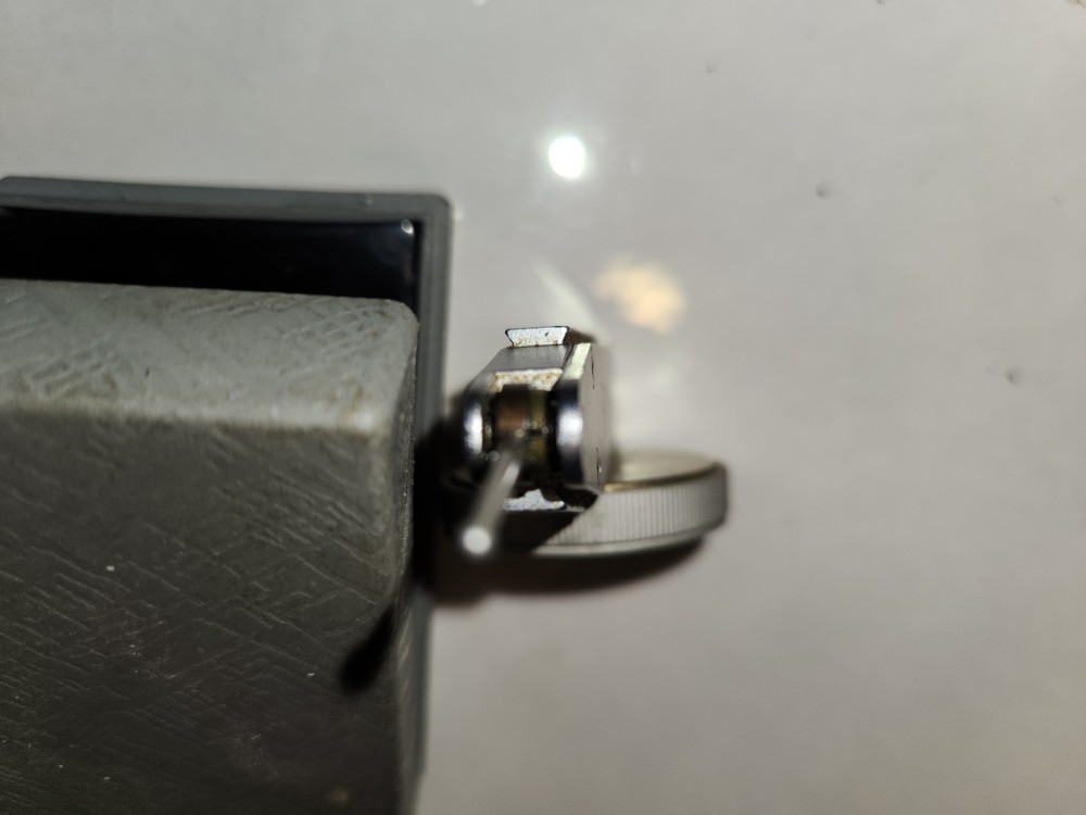 Mitutoyo Horizontal Indicator 513-902