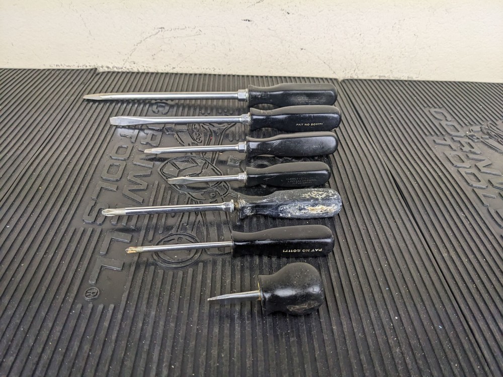 #bh041 Snap On Tools 7pc Flat Phillips Black Hard Handle Screwdriver Set