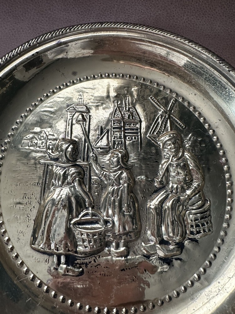 Vintage Brass Tin Gold Wall Decorative Plates
