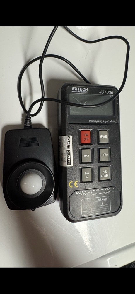 Extech 401036 Datalogging Light Meter Lux FC w/ Sensor Probe Untested