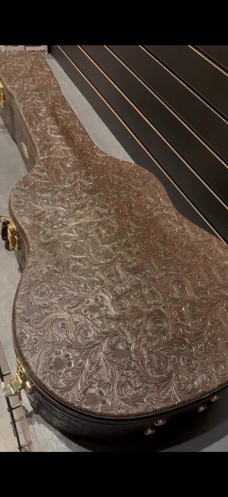 Taylor 657ce Bajo Quinto