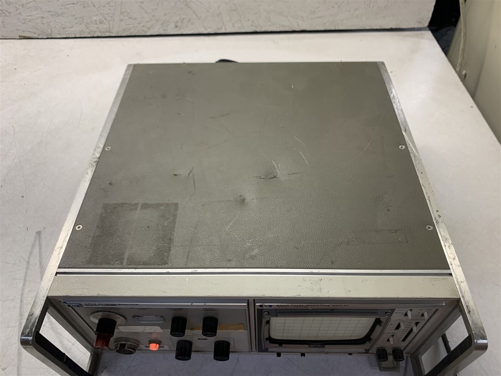 HP HEWLETT PACKARD 8410B NETWORK ANALYZER W/ 8412A PHASE MAGNITUDE DISPLAY