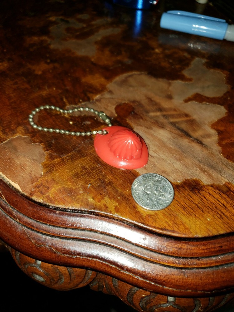 FIREFIGHTER Firemen Helmet HAT KEYCHAIN Original VINTAGE