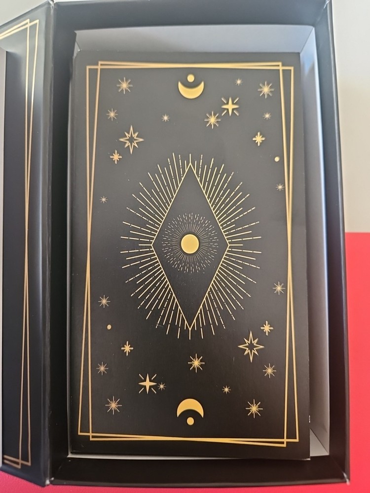 Deluxe Tarot Card Set And Booklet