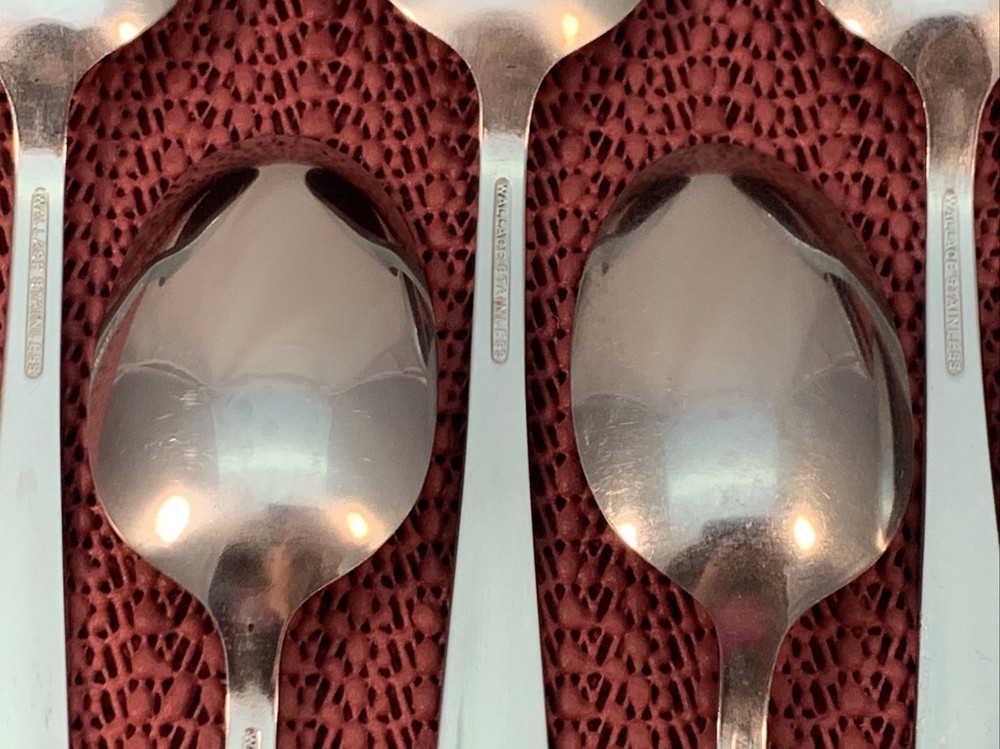 8 Teaspoons STARGLOW Wallace Stainless 5 7/8”