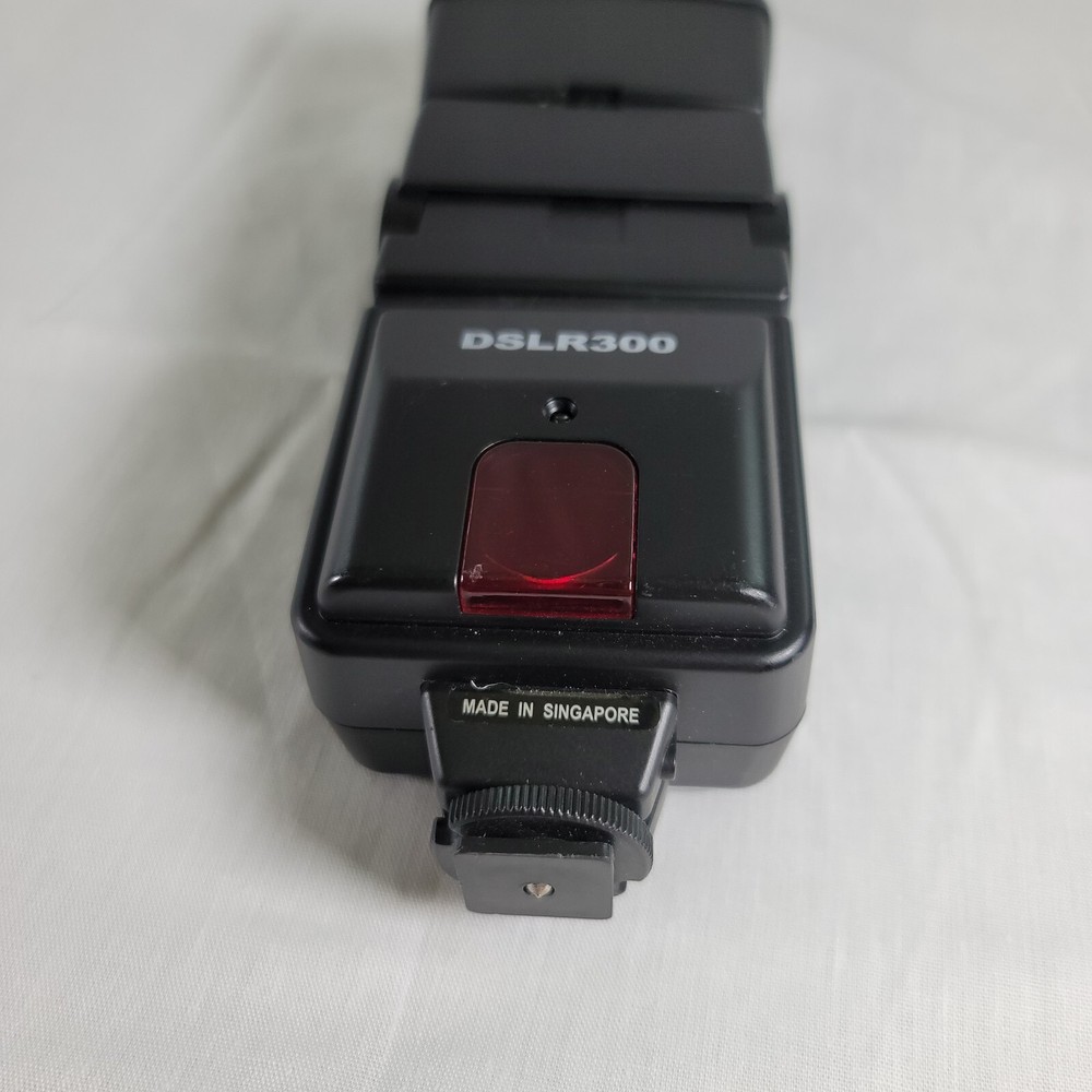Precision Design DSLR300 Auto Electronic Flash, Low Voltage High Power Flash