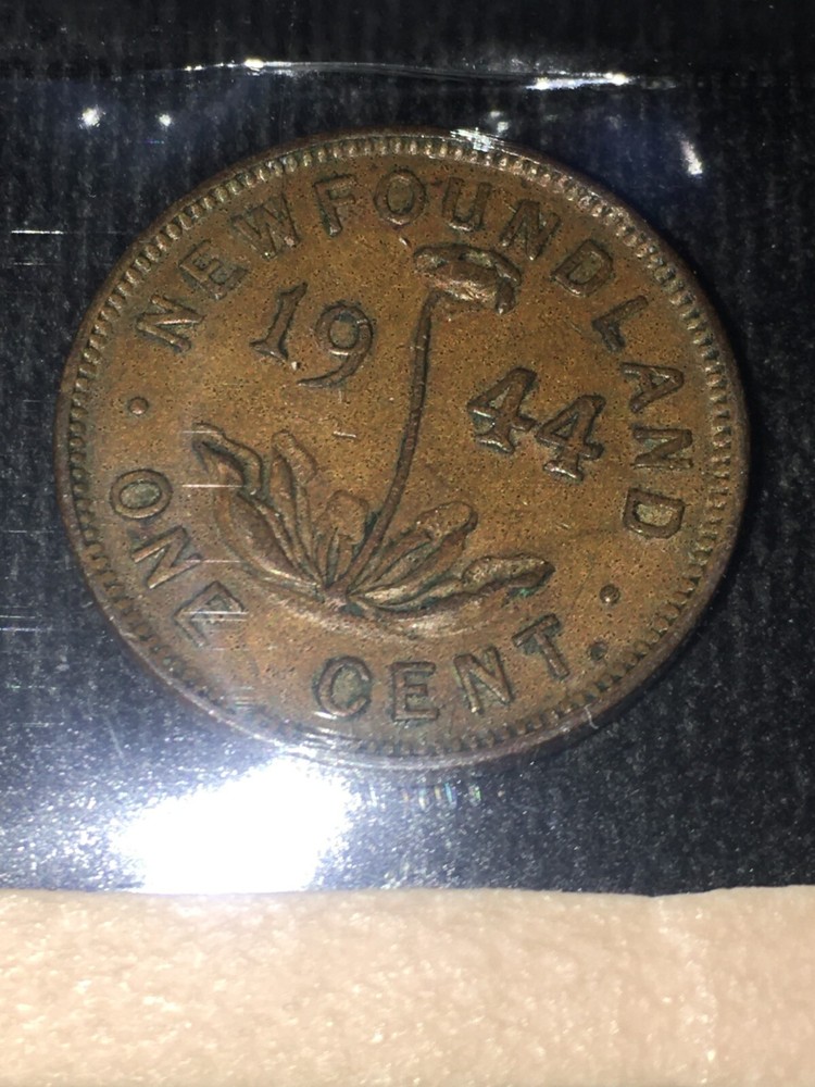 1944c, ICCS Graded Newfoundland, Small One Cent, **VF-30**