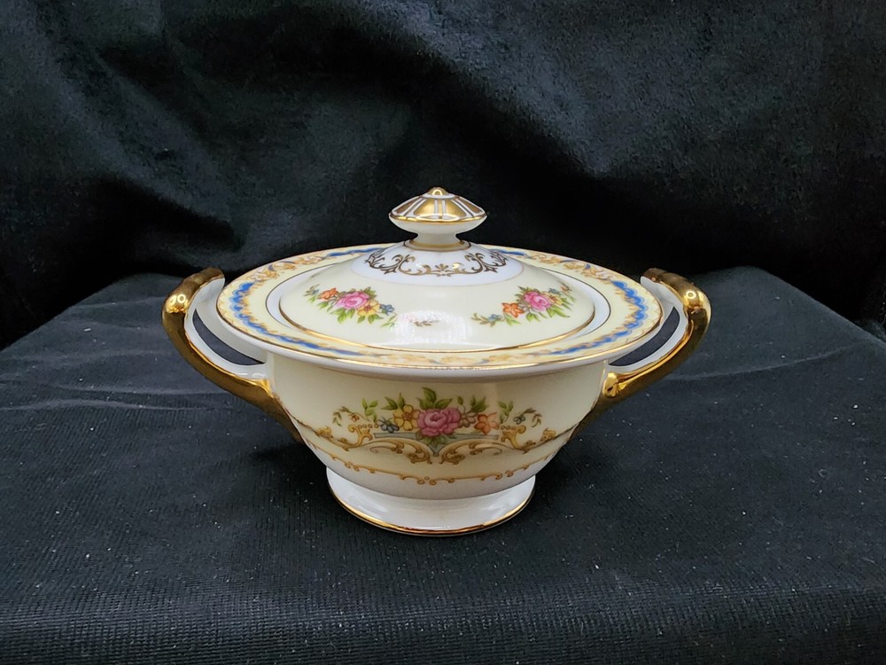 Noritake Hermione Sugar Bowl & Lid