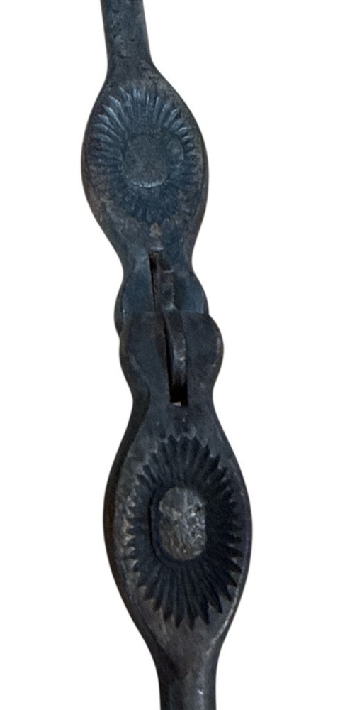 Antique Double Hinge Reversible Cast Iron Nutcracker 5" Long