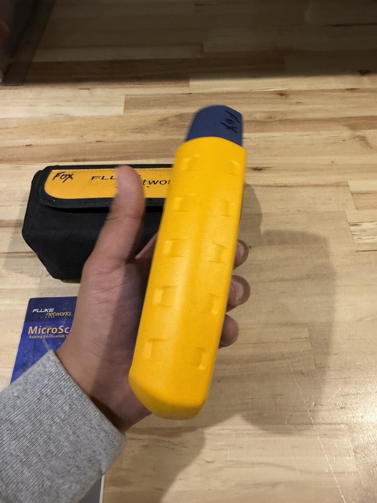 FLUKE NETWORKS MICROSCANNER 2 W/ BAG & MANUAL / SHIPS FAST
