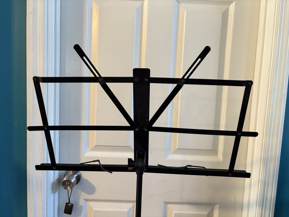 Folding Music Stand - adjustable height, metal / black