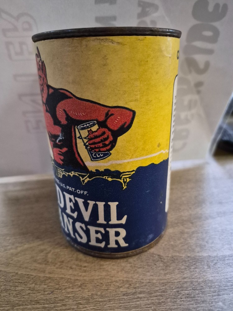 Vintage Red Devil Cleanser Cardboard full unopened 13 Ounce Container