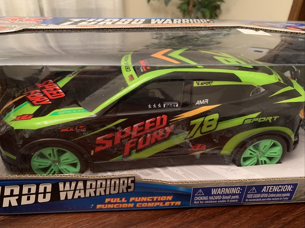 Turbo Warriors Full Function Radio Control Race Car NWT