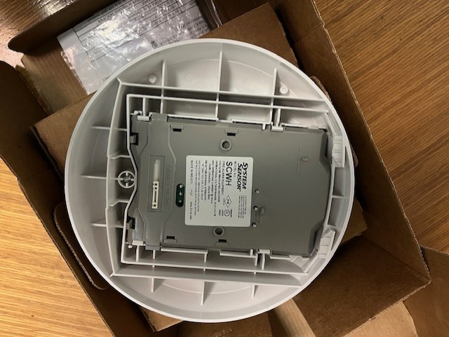 SYSTEM SENSOR SCWH CEILING STROBE WHITE HIGH CANDELA; NEW in OPEN Box