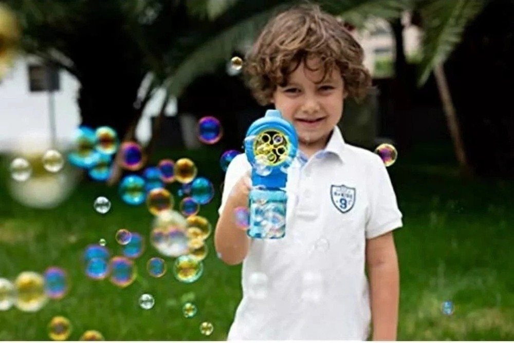 2 Bubble Guns With Bottles Refill Solution (10Oz Total) Pink & Blue