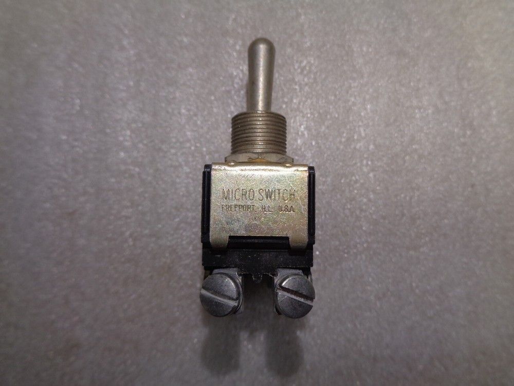 MICROSWITCH AIRCRAFT TOGGLE SWITCH 512TS1-7 NEW (LAST ONES)