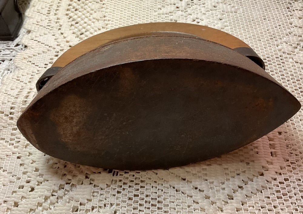 Antique Sad Iron 4# with Detachable Handle Type C