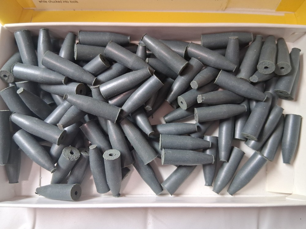 Cratex Long Cone Rubberized Points 100PCS 9/32" Max Dia x 1" 8 XF