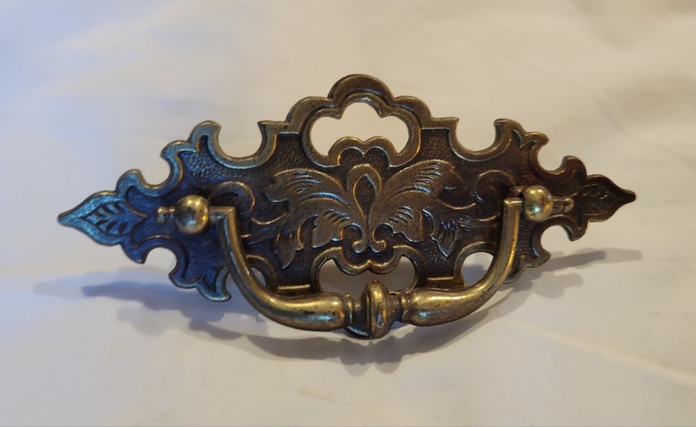 Vintage Keeler Brass Co. Drawer Pull, #18684-K, Hinged Drop Handle, 3"C