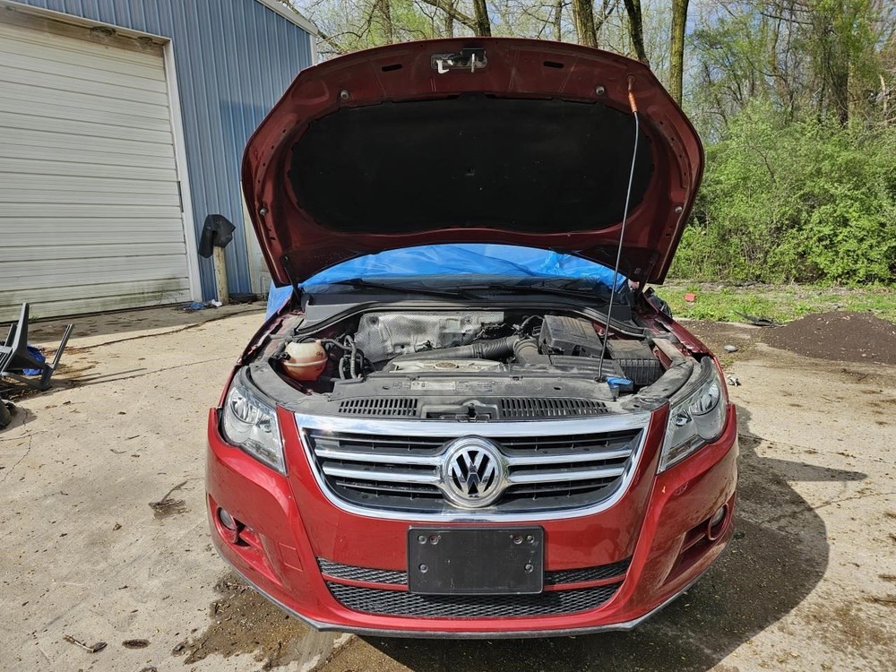 TIGUAN 2010 Headrest 2456034