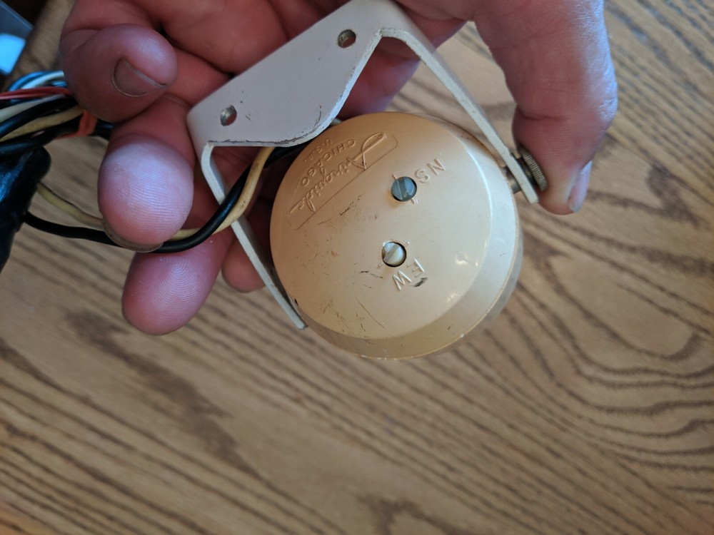 VTG AUTO BOAT ACCESSORY COMPASS AIRGUIDE