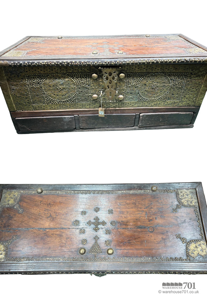 Rosewood Zanzibar chest