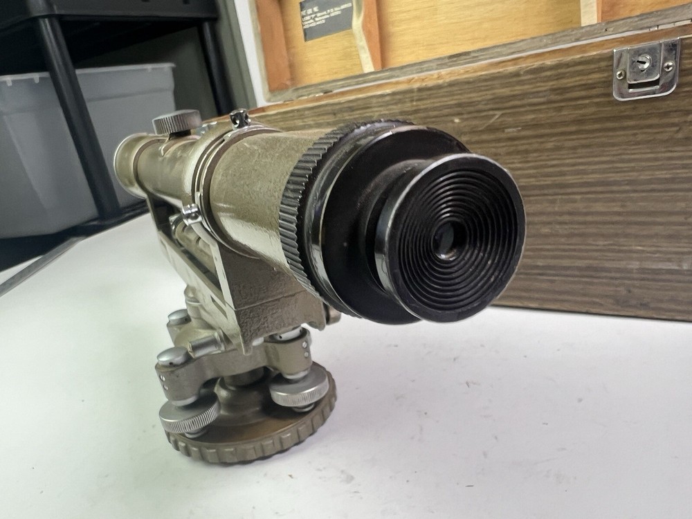 Vintage Charvoz 18" Engineers Dumpy Level Erect 33X 57-7718 W Case