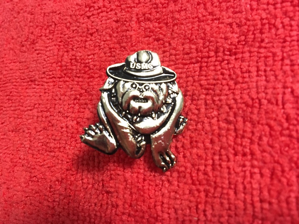 USMC BULLDOG HAT PIN