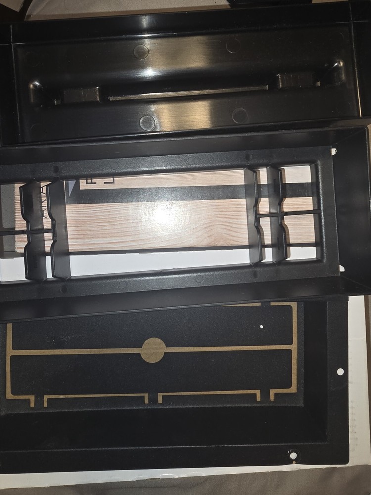 Aria Vent Flushmount Lite Edition (4 x 10)