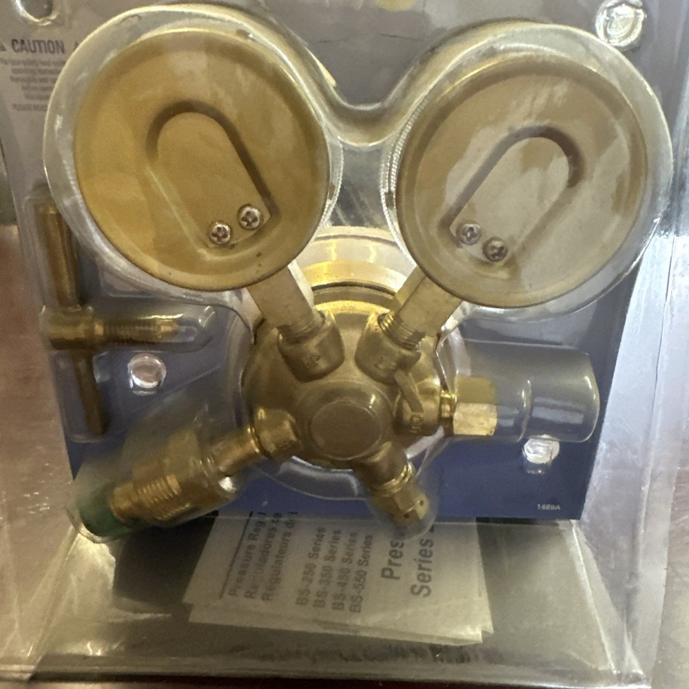 Blue Star Medium Duty Gas Regulator, Acetylene Regulator
