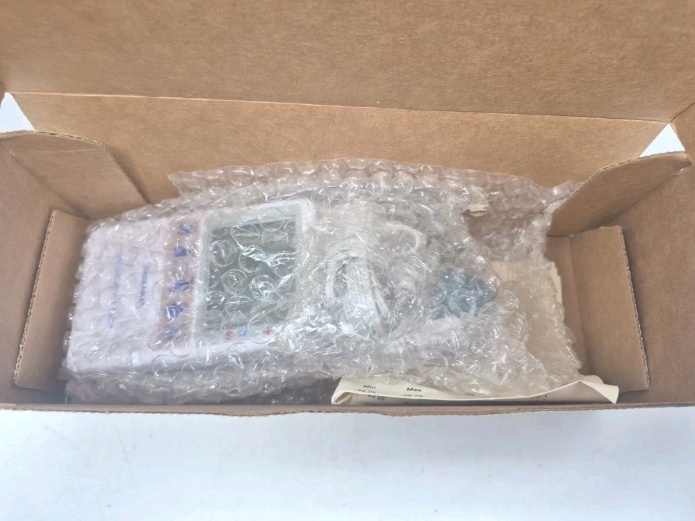 TRACEABLE 6444 Digital Therm, Memory-Loc Datalogging Thermometer 33HP75
