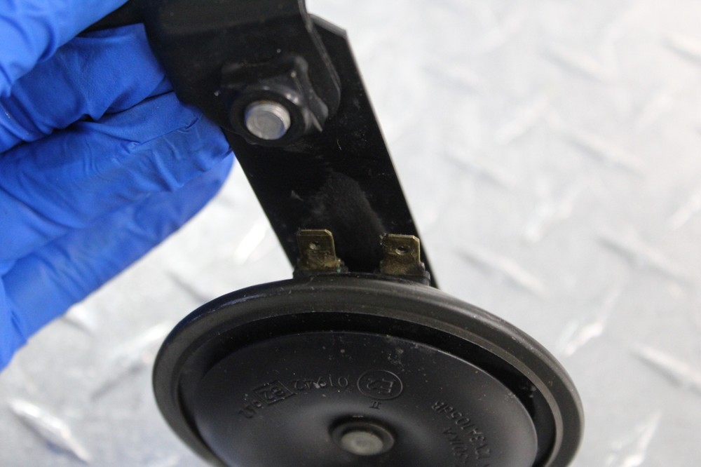 2003 TRIUMPH SPRINT ST 995 HORN SIGNAL